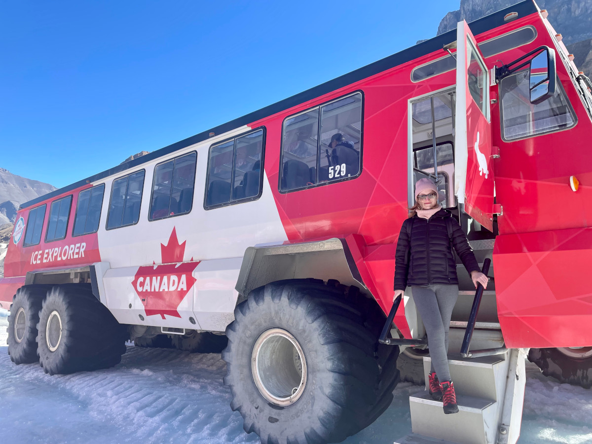 Athabasca Glacier_Ice Explorer